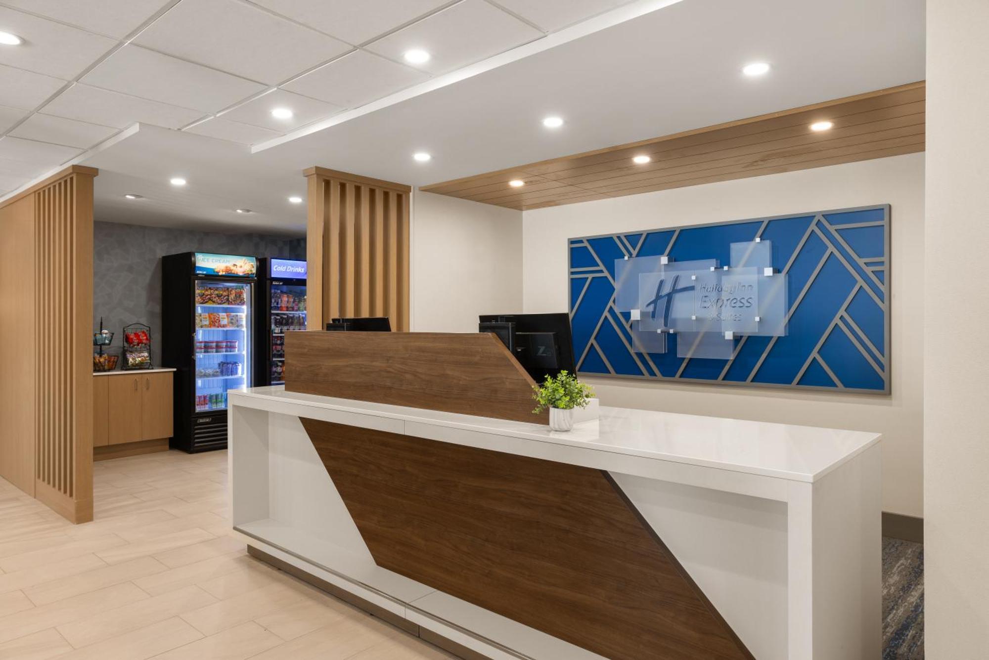 Holiday Inn Express Danbury I-84, An Ihg Hotel Екстериор снимка
