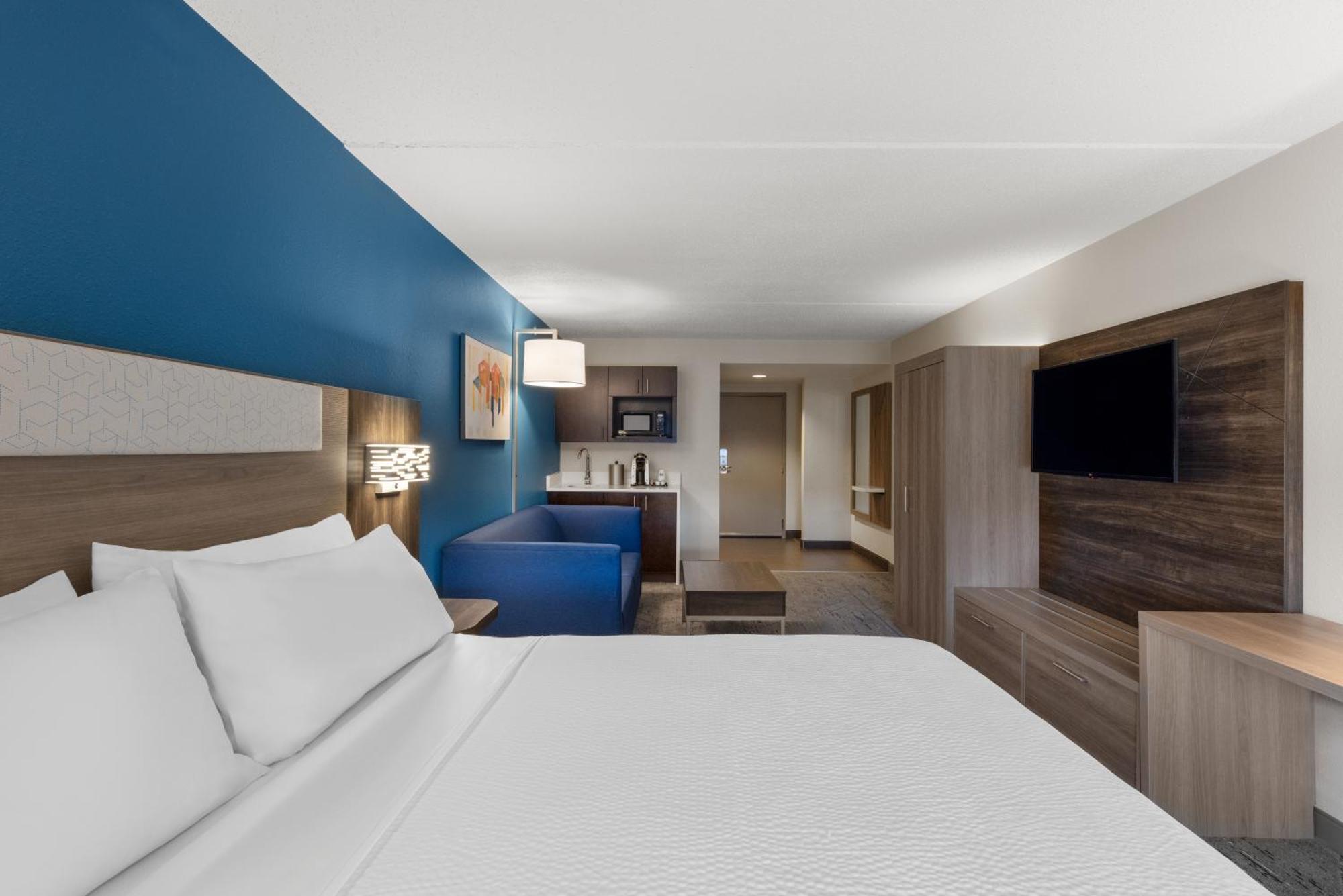 Holiday Inn Express Danbury I-84, An Ihg Hotel Екстериор снимка