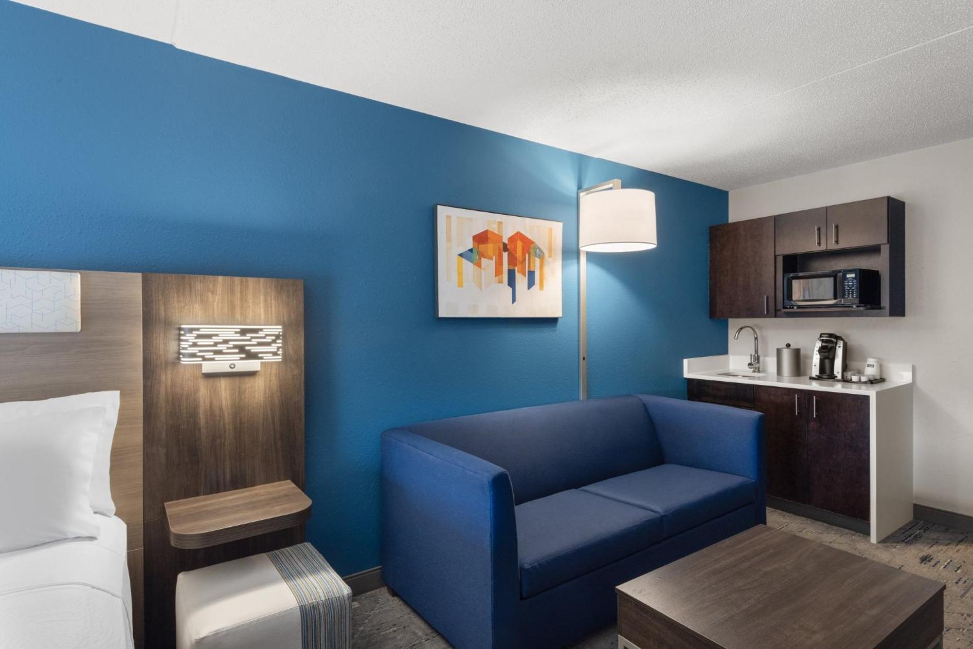 Holiday Inn Express Danbury I-84, An Ihg Hotel Екстериор снимка