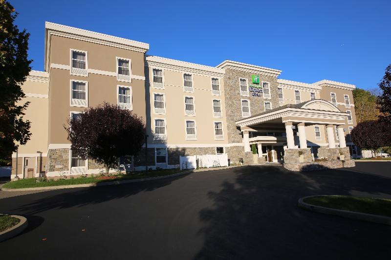 Holiday Inn Express Danbury I-84, An Ihg Hotel Екстериор снимка